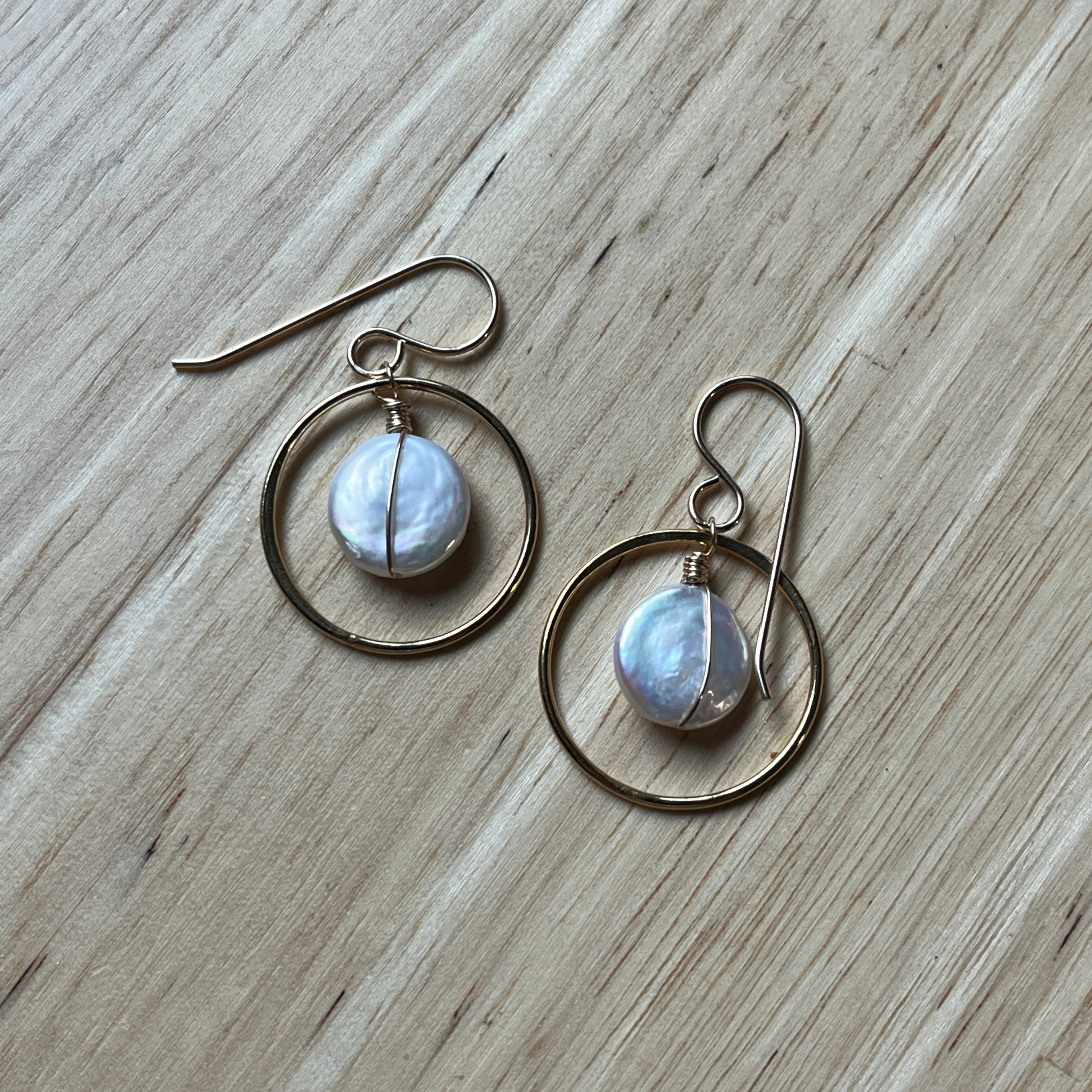 SEAGLOW COIN PEARL EARRINGS