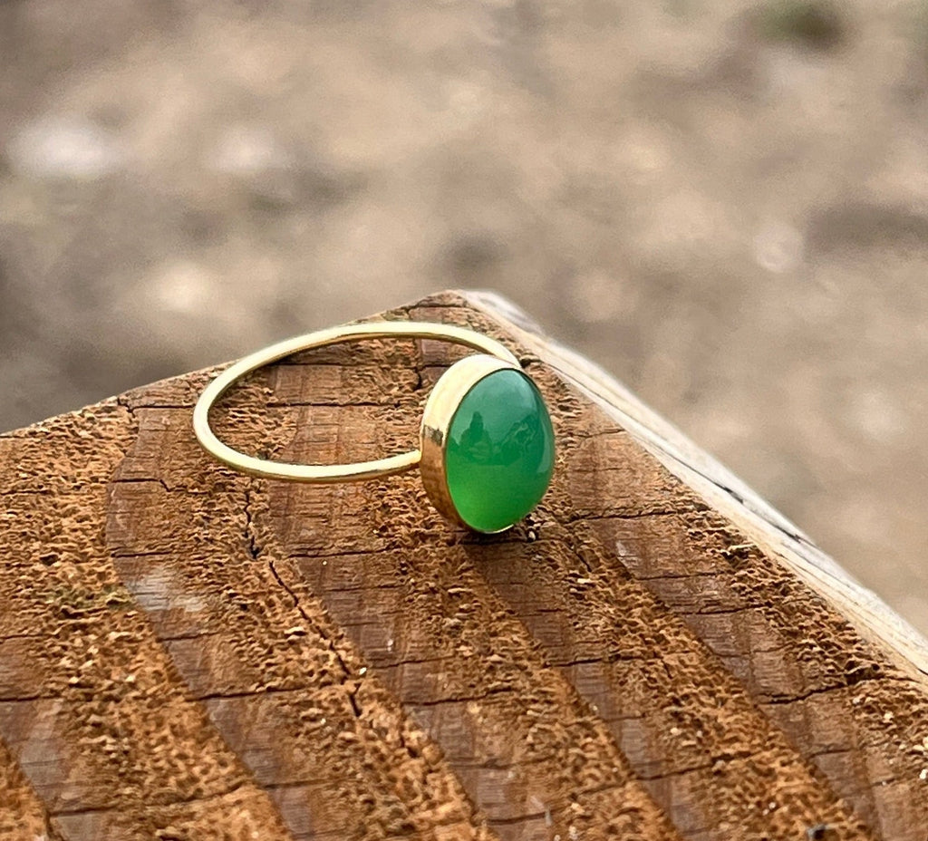 CHRYSOPRASE OVAL RING