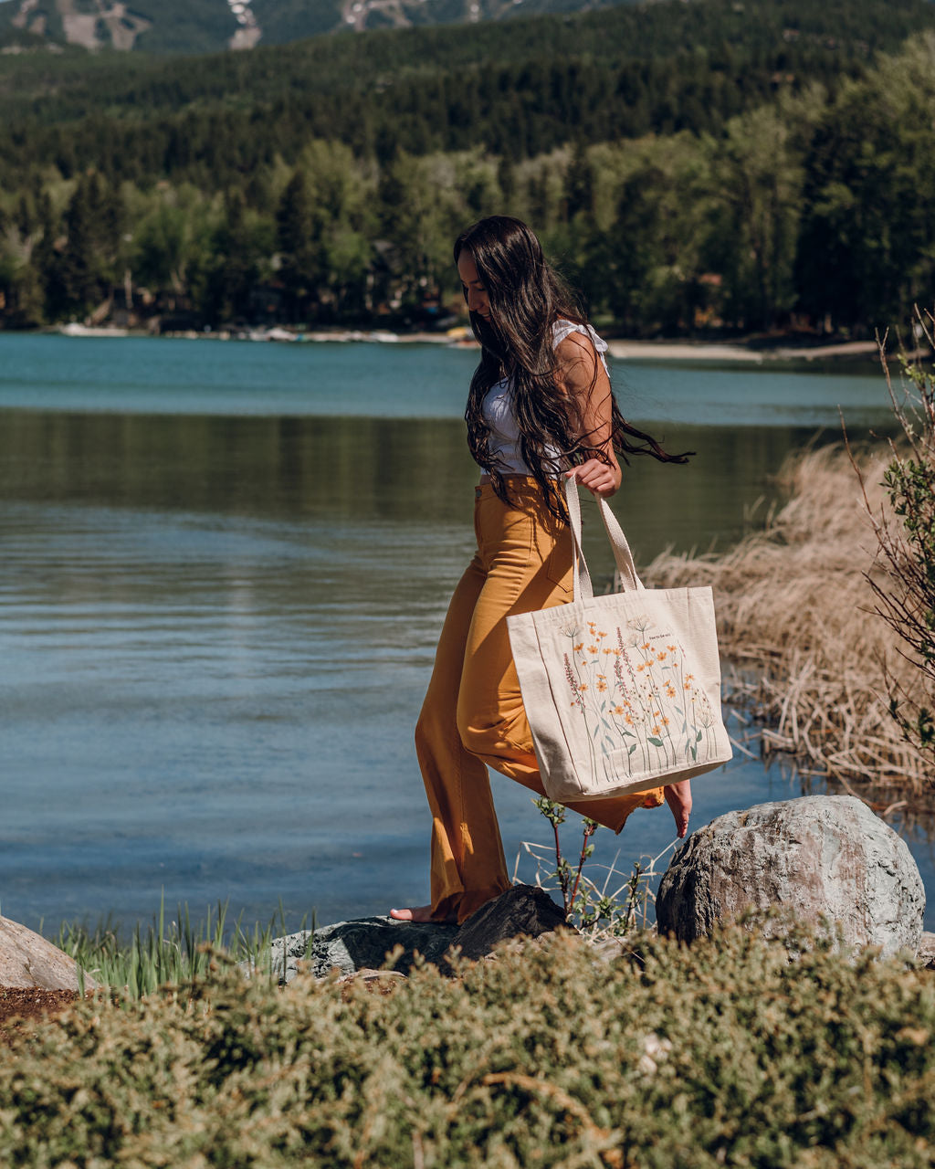 Free to Be Wild | Tote