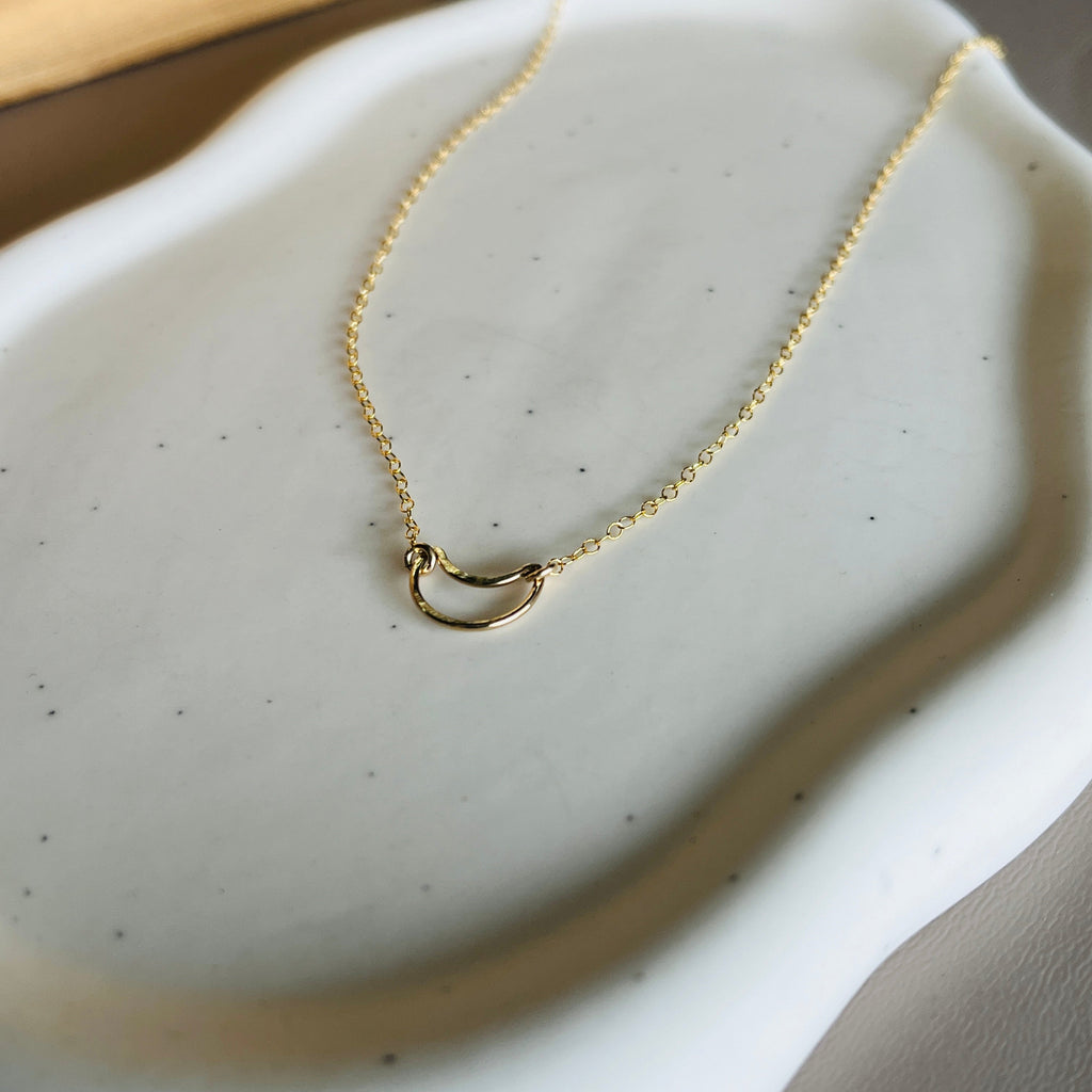 LUNA MOON NECKLACE