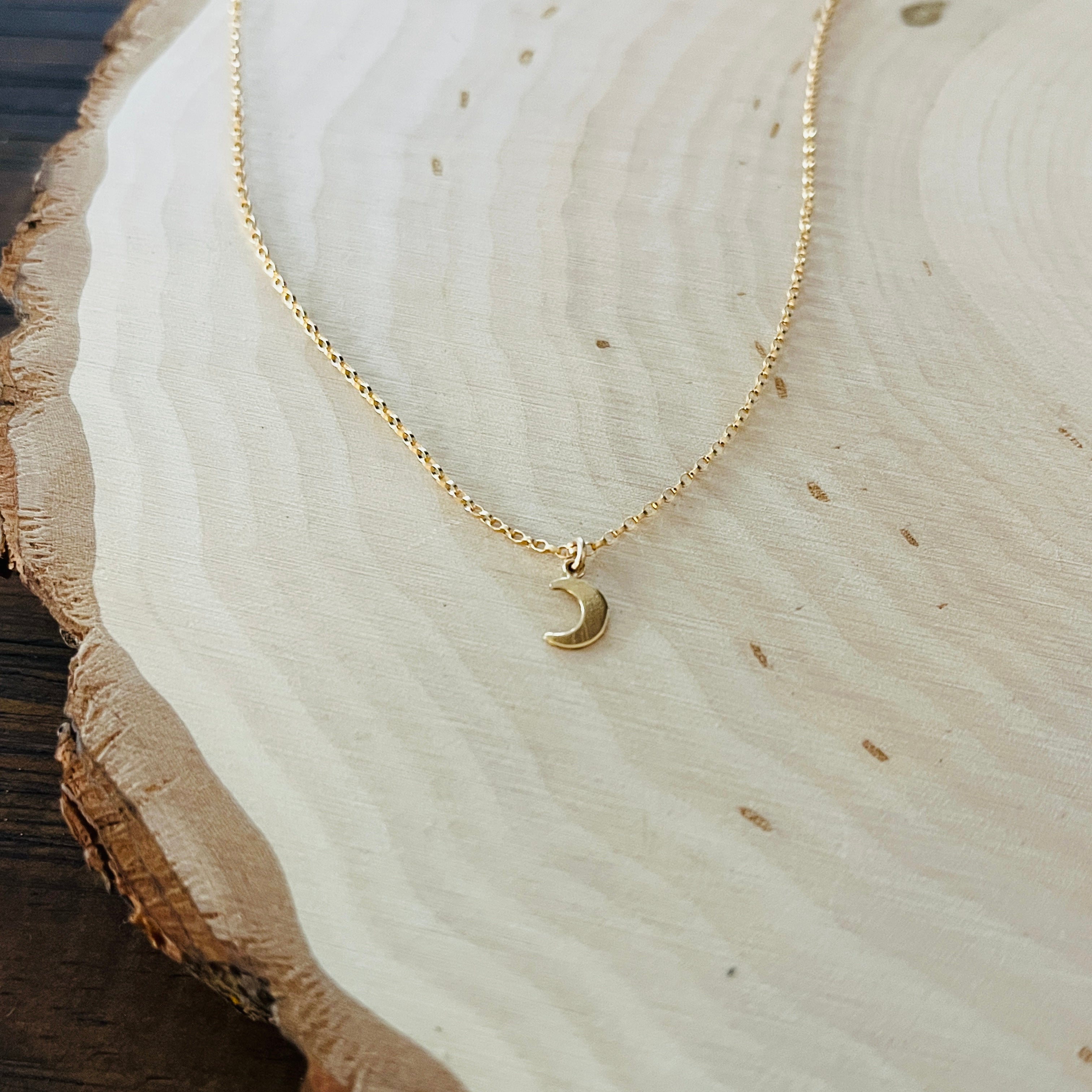 MOON NECKLACE
