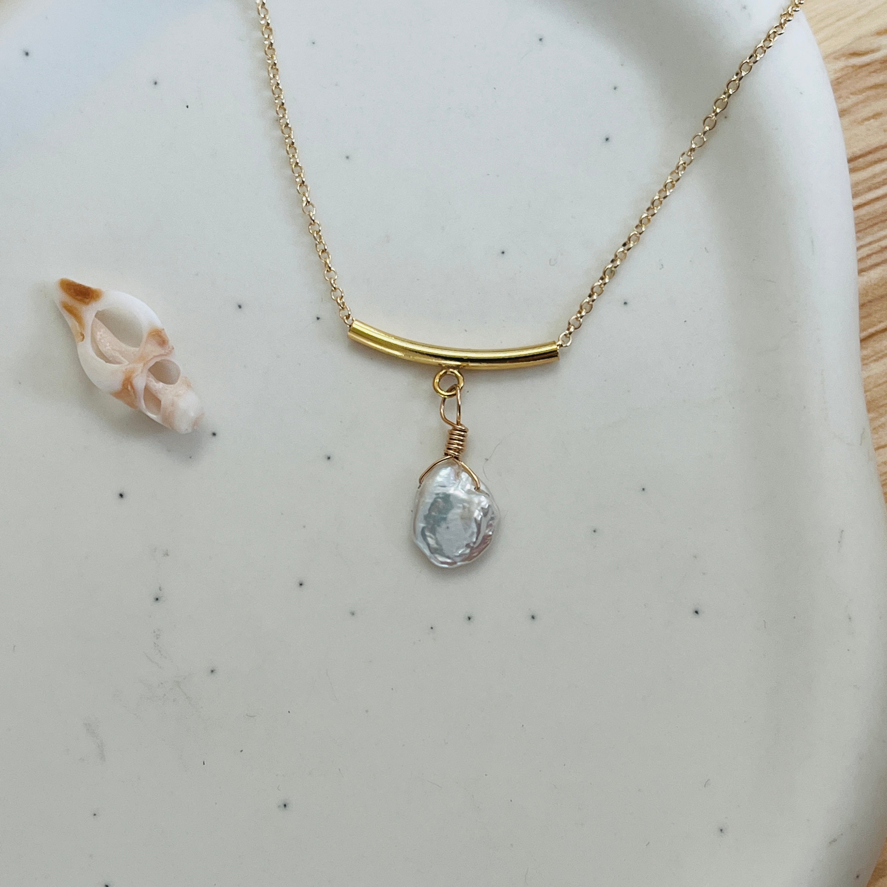 MARLEY PEARL NECKLACE