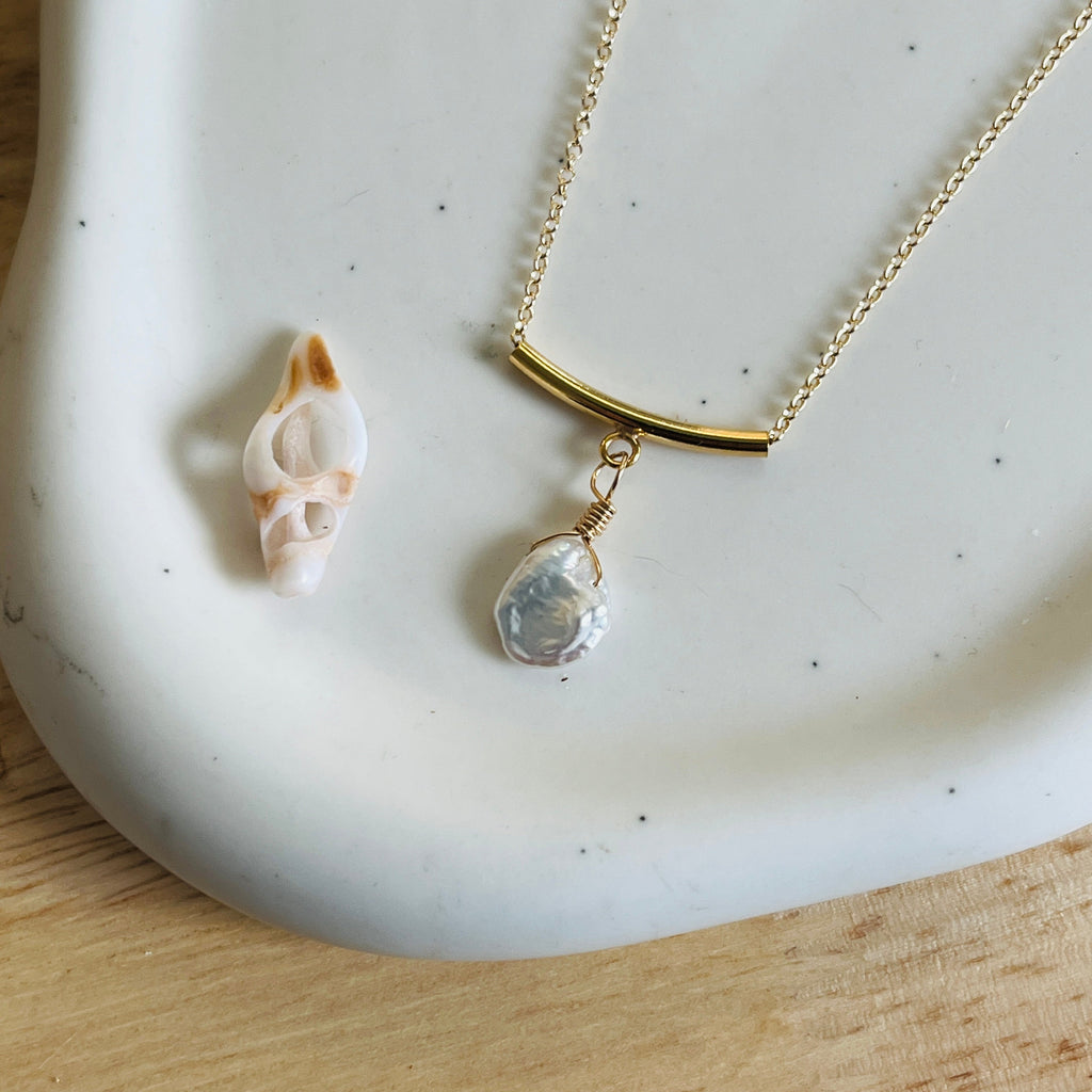 MARLEY PEARL NECKLACE