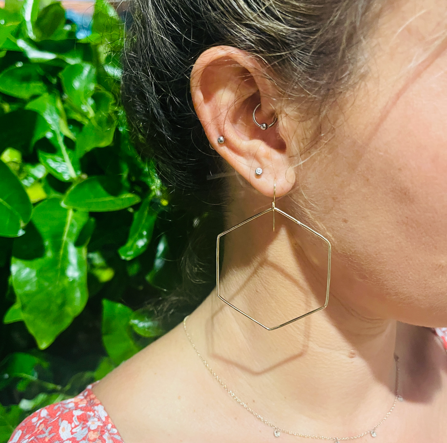 MIKA HEXAGON HOOPS