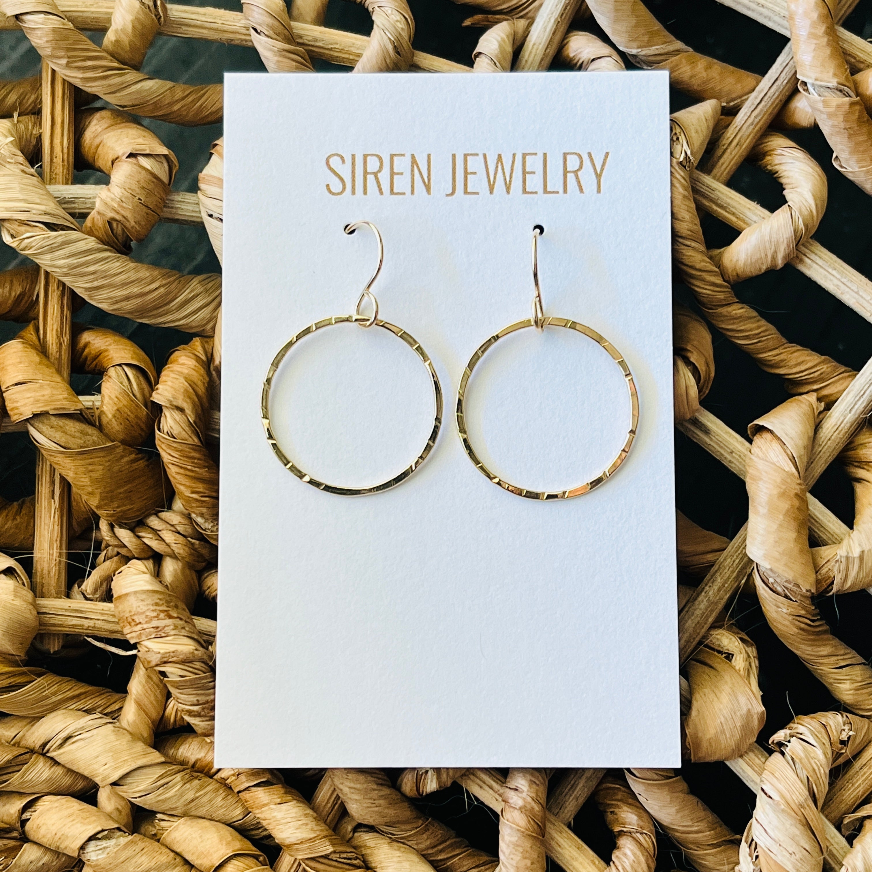 SMALL HOOP EARRINGS